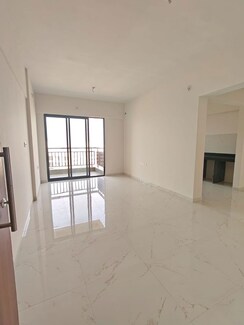 2 BHK Apartment For Sale in Runwal Gardens