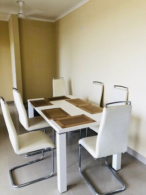 Team Area in 2 BHK Builder Floor at Sector 21 – for Rent