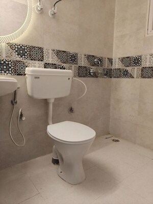 Team Area in 2 BHK Builder Floor at Sector 21 – for Rent