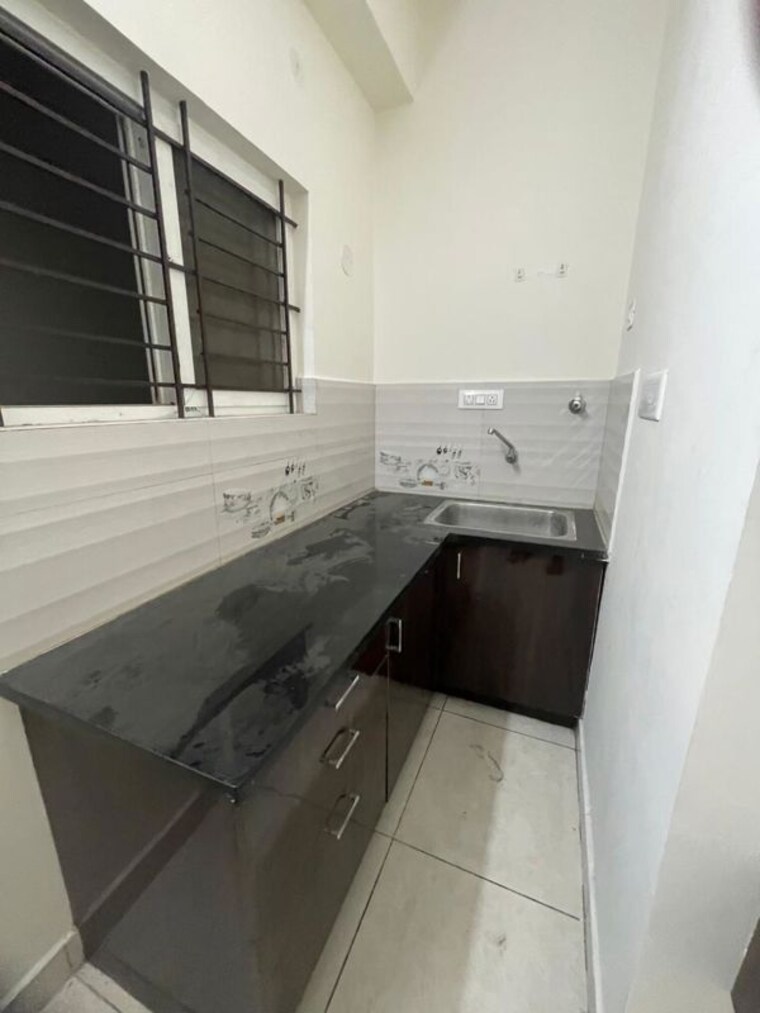 Kitchen, aecs layout 1 Bedroom 500 Sq.Ft. Builder Floor In Aecs Layout Bangalore 10549241