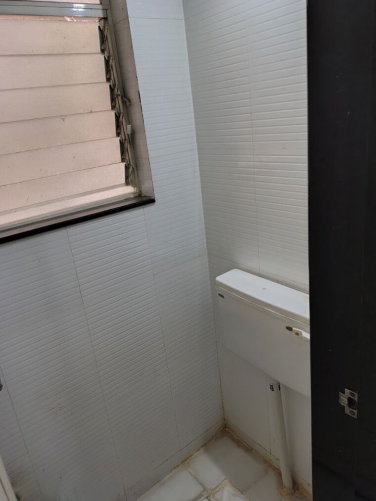 Bathroom, icon-windsor-apartments 1 Bedroom 600 Sq.Ft. Apartment In Wakad Pune 10549256