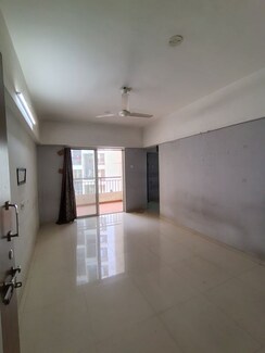1 BHK Apartment For Sale in Icon Windsor Apartments