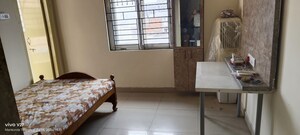 Room in 2 BHK Apartment at Chitrapuri Colony, Manikonda – for Rent