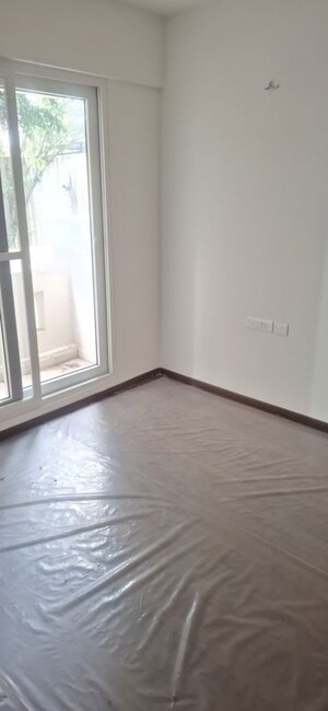 Room in 2 BHK Apartment at Sankalp Square, Devinagar – for Rent