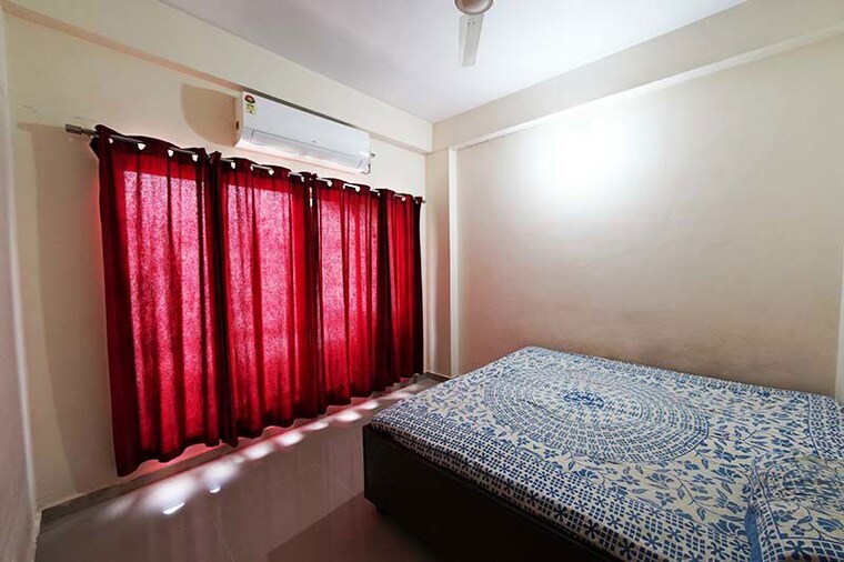 Bedroom, nava naroda 2 Bedroom 105 Sq.Yd. Apartment In Nava Naroda Ahmedabad 10549311
