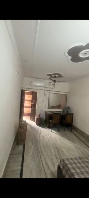 Kitchen in 2 BHK Builder Floor at Moti Nagar – for Rent