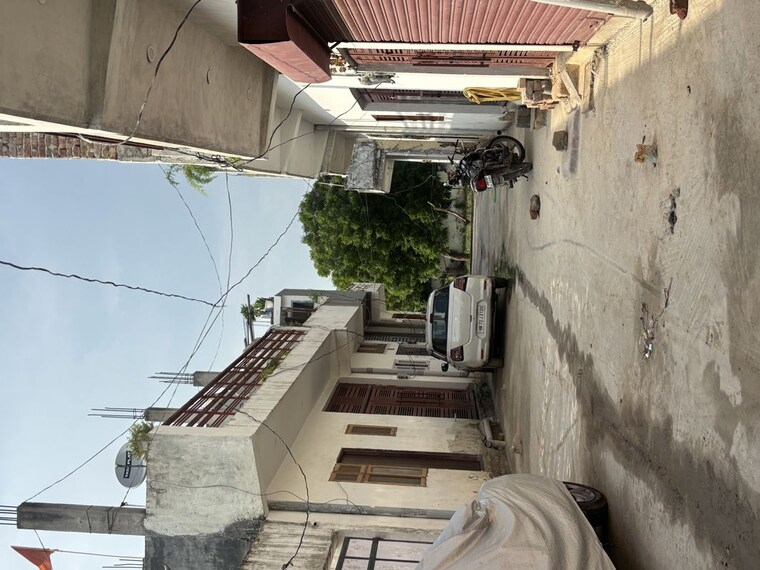 Exterior View, maruti kunj 2 Bedroom 1000 Sq.Ft. Independent House In Maruti Kunj Gurgaon 10549322