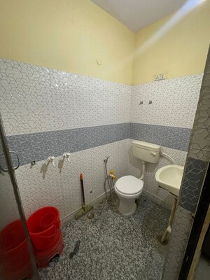 Bathroom in 1 BHK Builder Floor at West Patel Nagar – for Rent