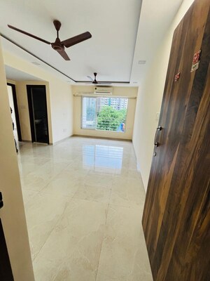 Balcony in 2 BHK Apartment at Sindhi Society, Chembur – for Rent
