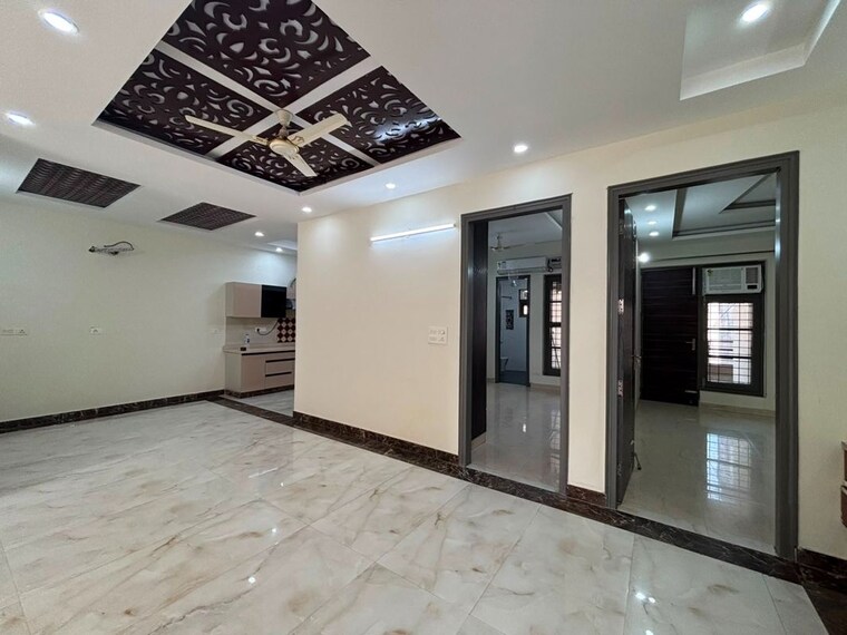 Room, sector 46 3 Bedroom 263 Sq.Yd. Builder Floor In Sector 46 Gurgaon 10549352