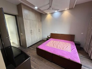 Bedroom in 3 BHK Villa at Sector 26 – for Rent