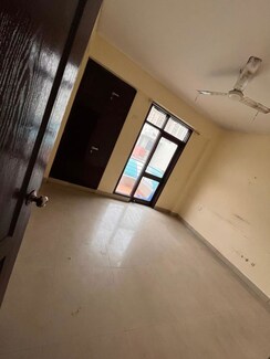2 BHK Apartment For Rent in RPS Rhythm