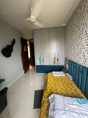 Bedroom in 2 BHK Apartment at Ghansoli – for Rent