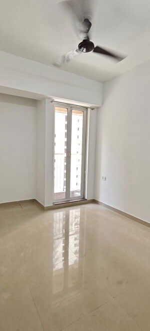Room in 2 BHK Apartment at Godrej Emerald, Ghodbunder Road – for Rent