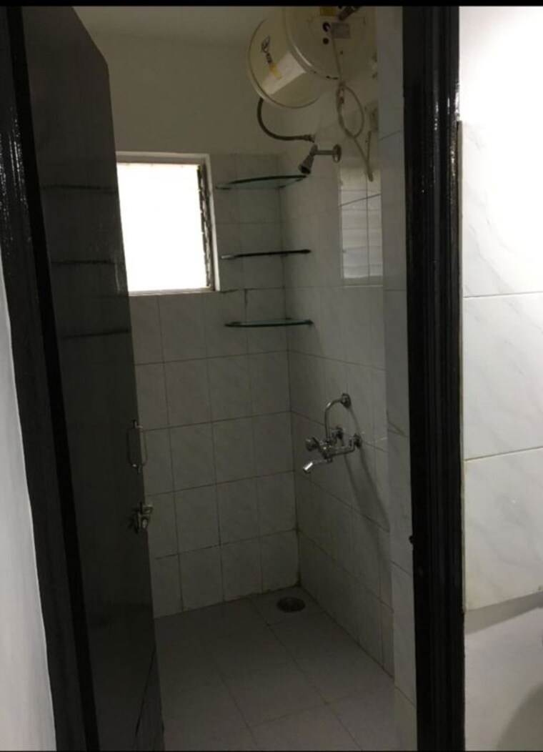 Bathroom, meadows-uptown 1 Bedroom 800 Sq.Ft. Apartment In Viman Nagar Pune 10549409