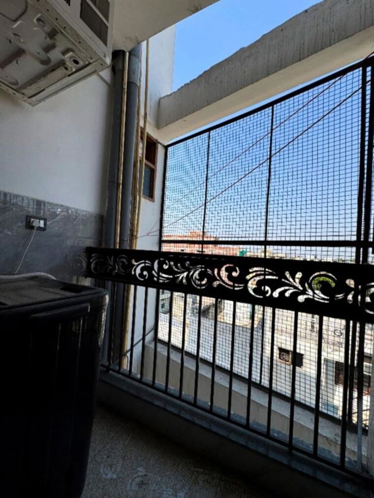 Balcony, saket 1 Bedroom 500 Sq.Ft. Builder Floor In Saket Delhi 10549444