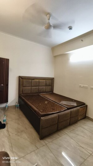 Bedroom in 2 BHK Apartment at Gaur City 7th Avenue, Sector 4 Greater Noida – for Rent