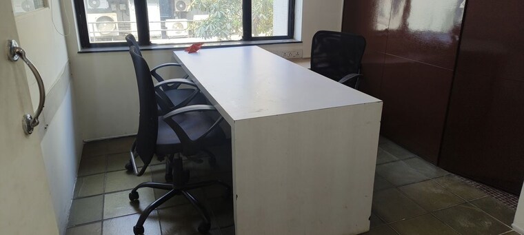 Team Area, kamla-trade-world Commercial Office Space 745 Sq.Ft. In Lower Parel Mumbai 10544439