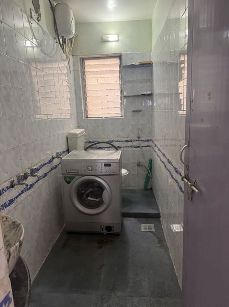 Bathroom, disha-skyline 2 Bedroom 1100 Sq.Ft. Apartment In Viman Nagar Pune 10549451