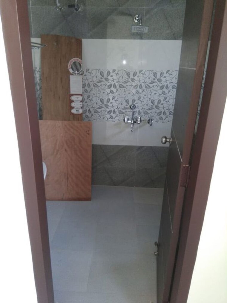 Bathroom, aerocity 3 Bedroom 200 Sq.Yd. Builder Floor In Aerocity Mohali 10549460