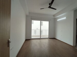 Room in 4 BHK Builder Floor at SS Linden, Sector 84 – for Rent