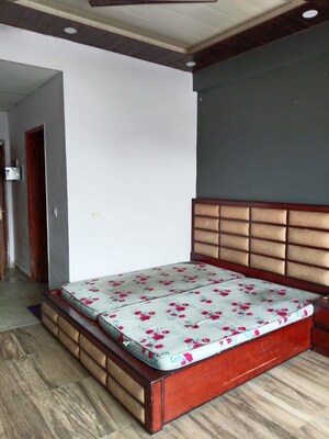 Bedroom in 1 RK Apartment at Paramount Golfforeste, Zeta I Greater Noida – for Rent