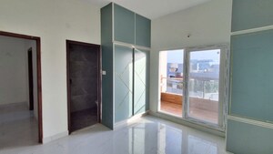 Room in 3 BHK Apartment at Madhapur – for Rent