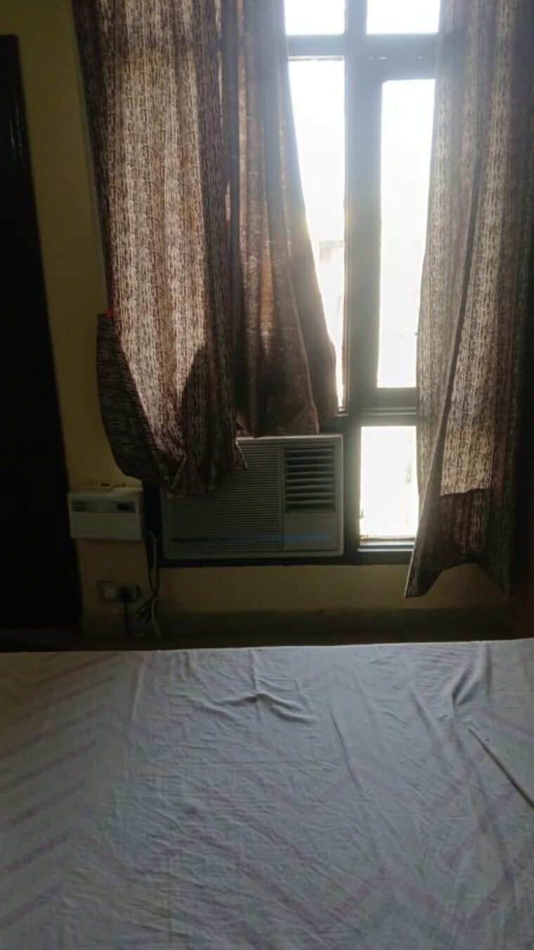 Living Room, jaipurias-sunrise-greens-zirakpur 2 Bedroom 200 Sq.Yd. Builder Floor In Vip Road Zirakpur 10549487