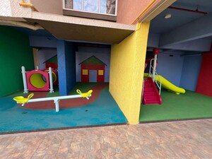 2 BHK Apartment – Garden View at Mahaveer Solitaire Edge, Kandivali East - for Sale