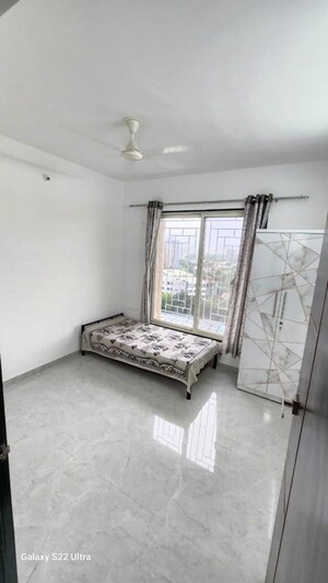 Room in 2 BHK Apartment at Wakad – for Rent