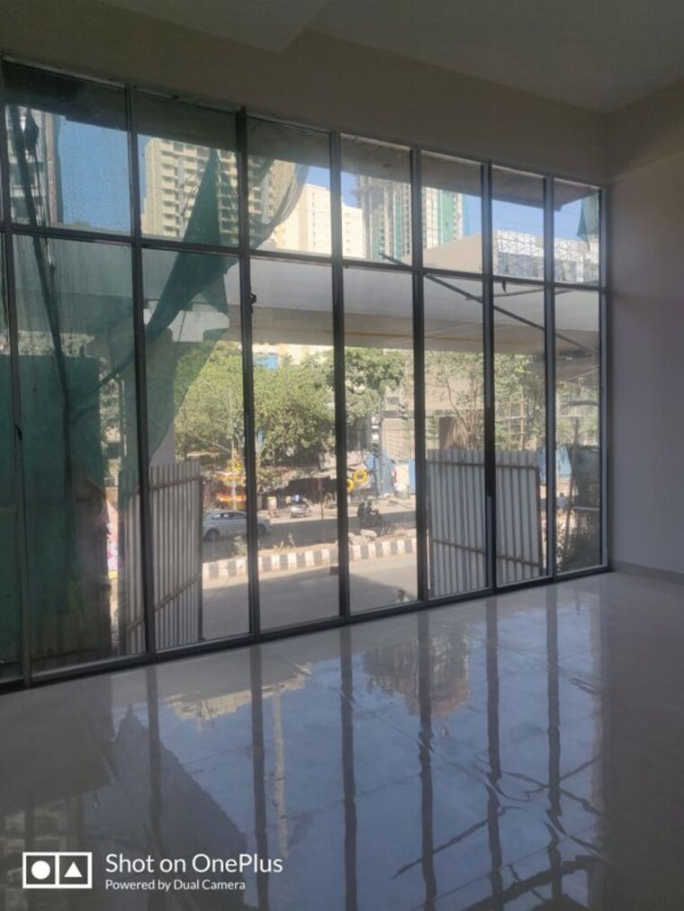 Balcony, malad west Commercial Showroom 1372 Sq.Ft. In Malad West Mumbai 10549503