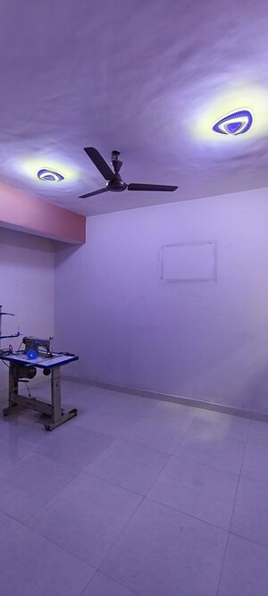 Team Area in 2 BHK Apartment at RNA Broadway Avenue, Mira Road – for Rent