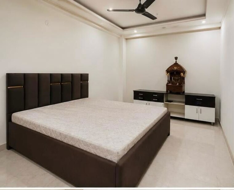 Bedroom, sector 56 2 Bedroom 1500 Sq.Ft. Builder Floor In Sector 56 Gurgaon 10549519