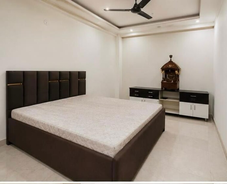 Bedroom, sector 56 2 Bedroom 1500 Sq.Ft. Builder Floor In Sector 56 Gurgaon 10549519