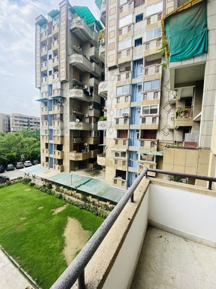 Balcony, sector 12 dwarka 3 Bedroom 1800 Sq.Ft. Apartment In Sector 12 Dwarka Delhi 10549527