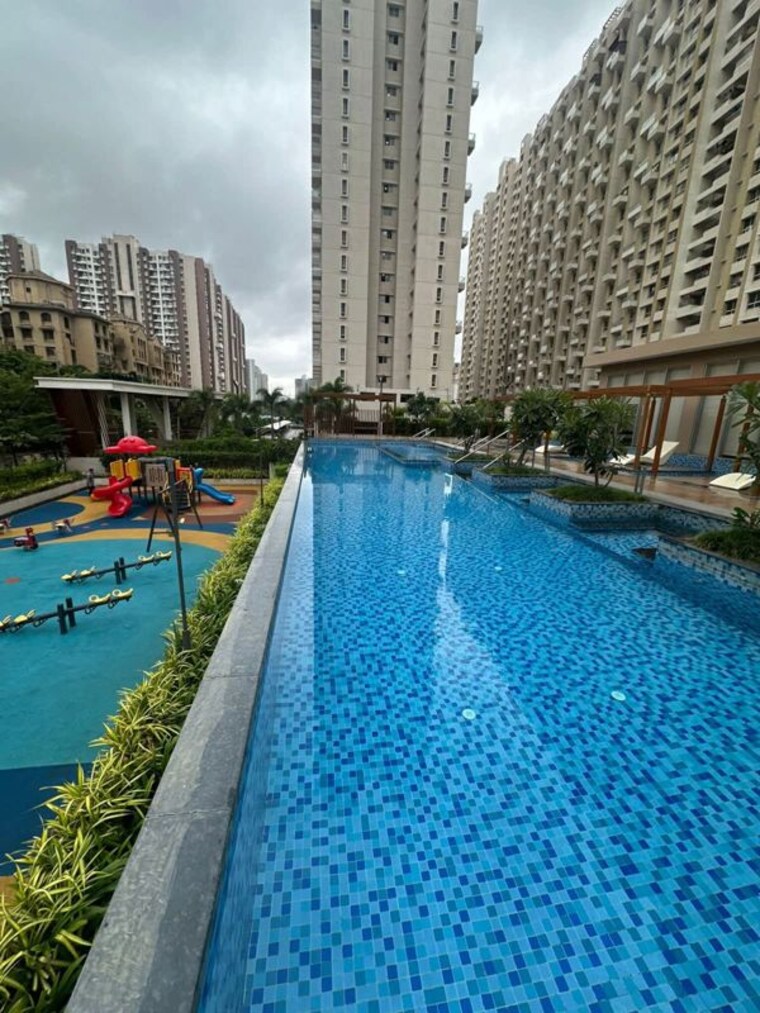 Swimming Pool, vtp-leonara 1 Bedroom 450 Sq.Ft. Apartment In Mahalunge Pune 10549532