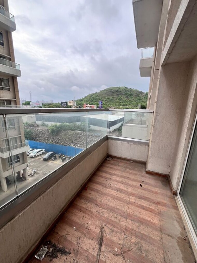 Balcony, vtp-leonara 1 Bedroom 450 Sq.Ft. Apartment In Mahalunge Pune 10549532