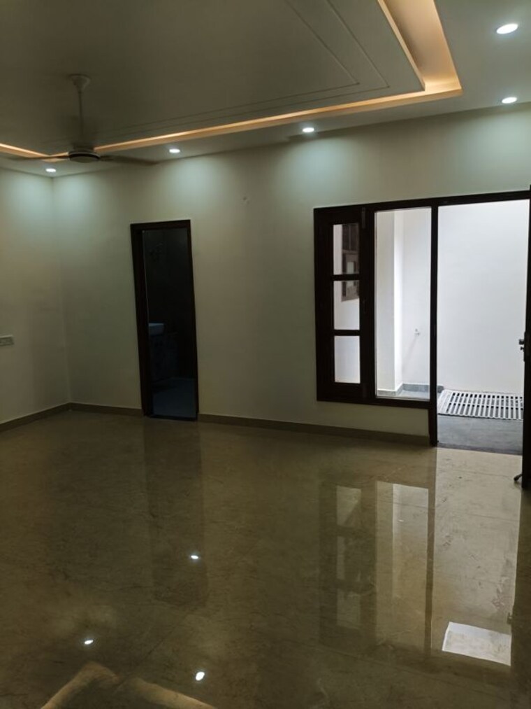 Room, vip road 3 Bedroom 1650 Sq.Ft. Independent House In Vip Road Zirakpur 10549537
