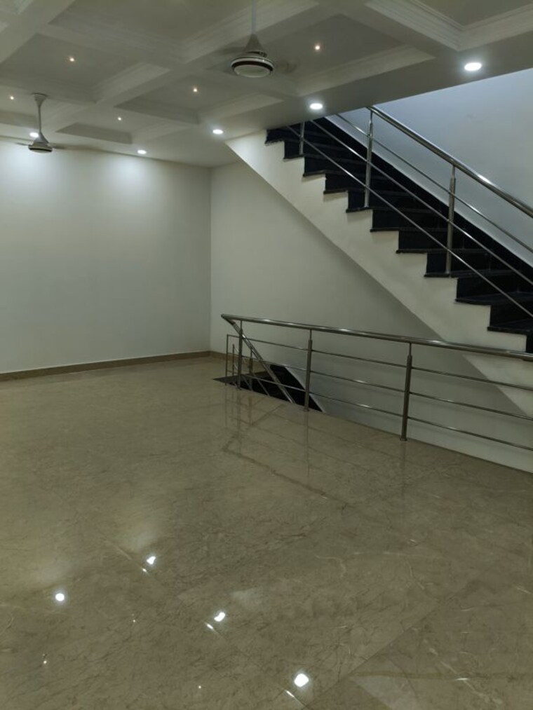 undefined, vip road 3 Bedroom 1650 Sq.Ft. Independent House In Vip Road Zirakpur 10549537