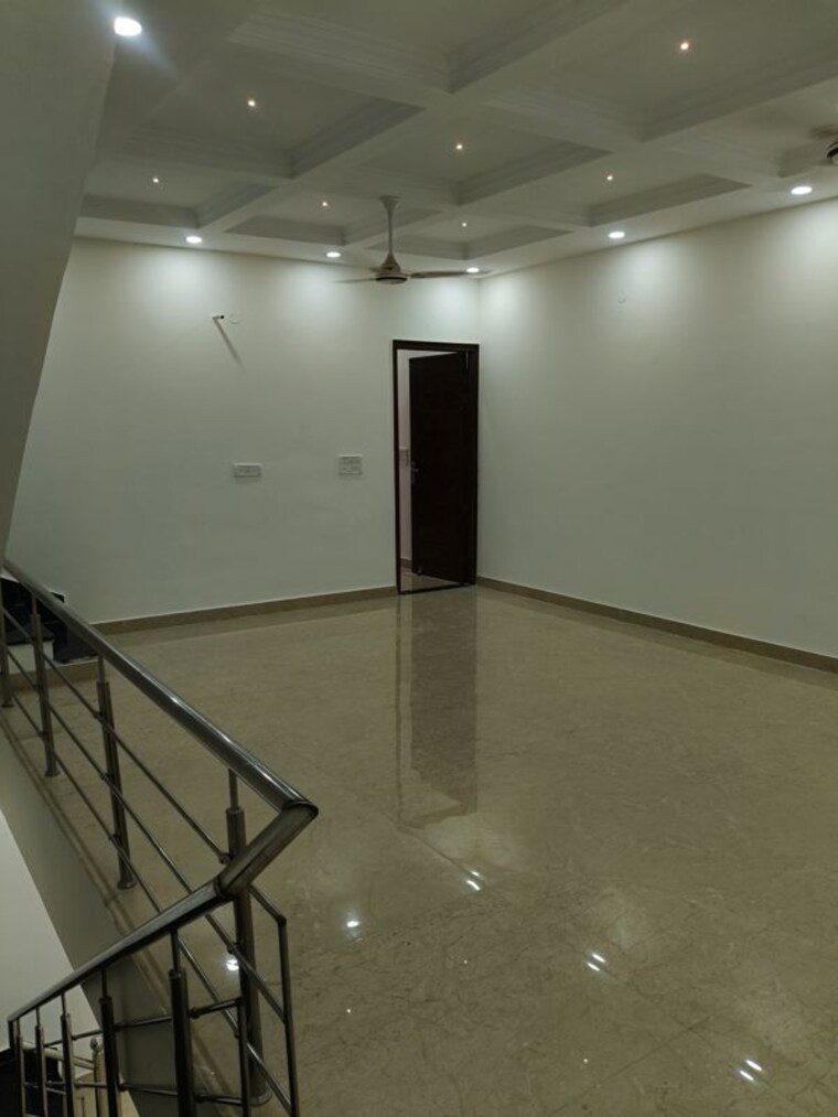 Other, vip road 3 Bedroom 1650 Sq.Ft. Independent House In Vip Road Zirakpur 10549537