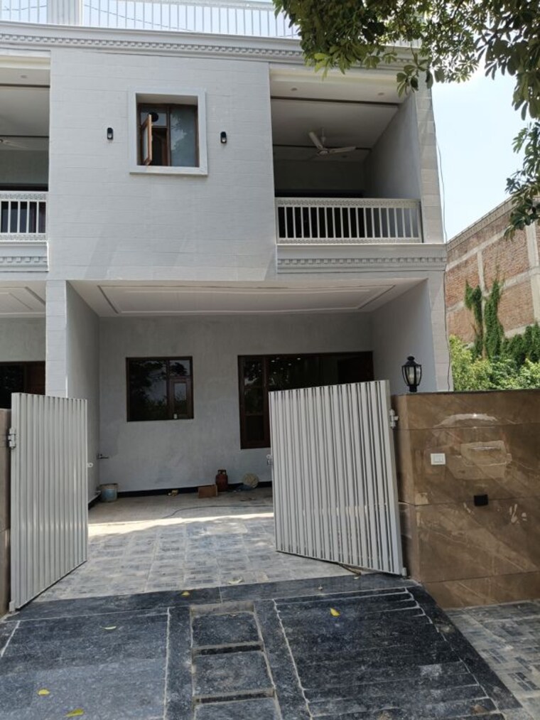 Exterior View, vip road 3 Bedroom 1650 Sq.Ft. Independent House In Vip Road Zirakpur 10549537