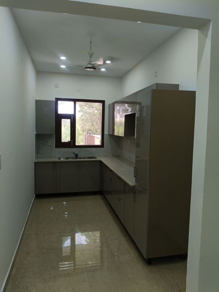 Kitchen, vip road 3 Bedroom 1650 Sq.Ft. Independent House In Vip Road Zirakpur 10549537