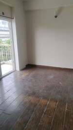 3 BHK 1575 Sq.Ft. Apartment in Mahagun Maple