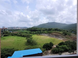 Plot Area in 3 BHK Apartment at Godrej Emerald, Ghodbunder Road – for Rent
