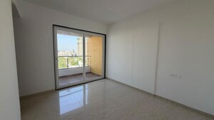 Room in 2 BHK Apartment at Northcape Venicia, Baner – for Rent