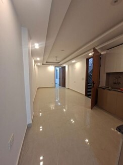 2 BHK Builder Floor For Rent in Chattarpur