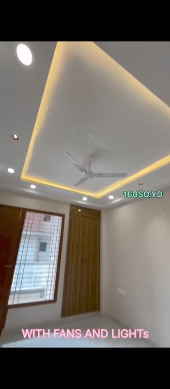 3 BHK 160 Sq.Yd. Builder Floor in Puri Kohinoor