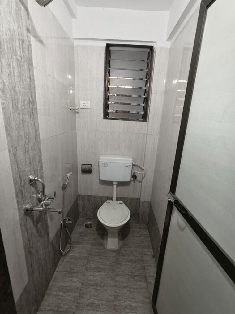 Bathroom, ahuja-harbour-estate 2 Bedroom 1250 Sq.Ft. Apartment In Nerul Sector 19a Navi Mumbai 10549602