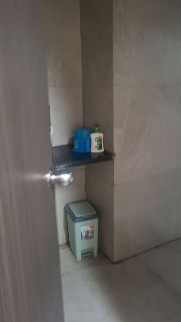 undefined, quanta-fortune-emporio Commercial Office Space 530 Sq.Ft. In Mira Road Thane 10549591