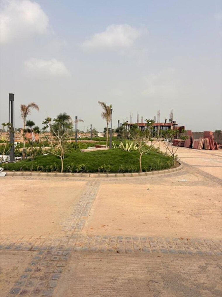 undefined, chhata  100 Sq.Yd. Plot In Chhata Vrindavan 10549609